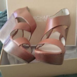 Michael Kors Elena Wedge Luggage Leather.  In Box